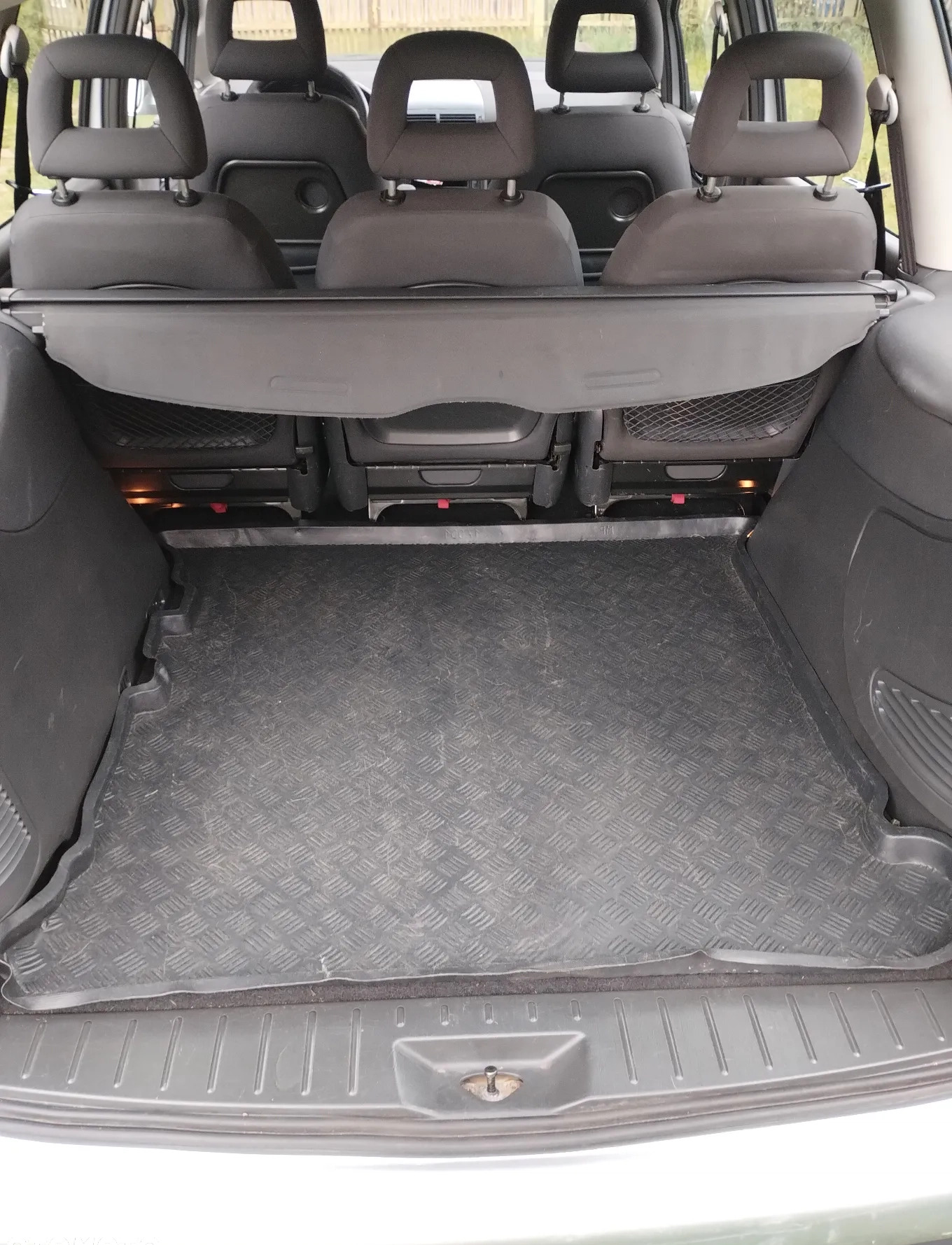 Volkswagen Sharan cena 23000 przebieg: 355000, rok produkcji 2009 z Opole małe 137